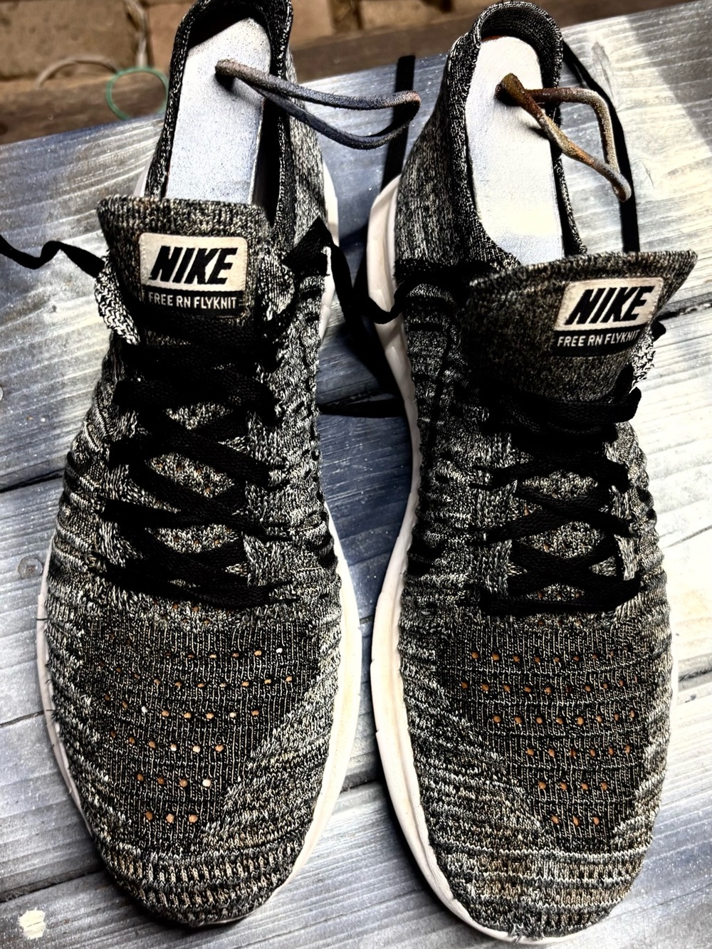 Nike Men’s Free RN Flyknit Running Shoes - Black/Gray women’s 8.5
